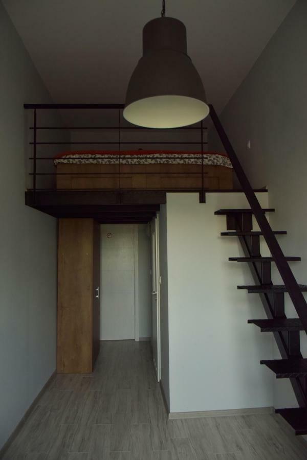 Хостел Loft Вроцлав Экстерьер фото